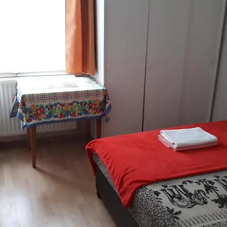 Orchidea Apartment *