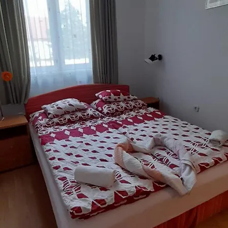 Orchidea Apartman *