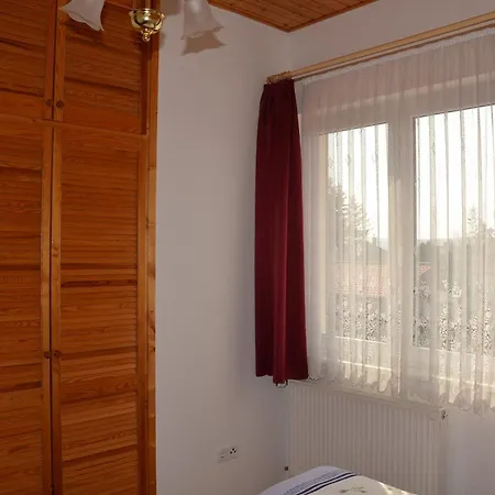Orchidea Apartman *