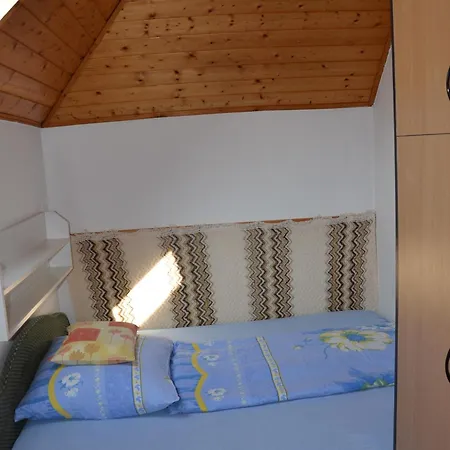 Orchidea Apartman *
